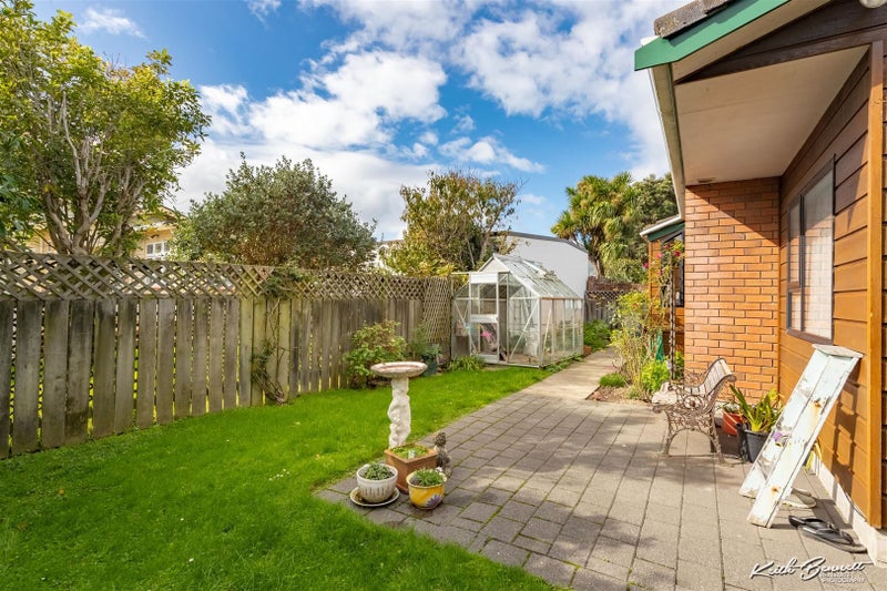 1/5 Manchester Street, Petone, Lower Hutt - Carousel 2