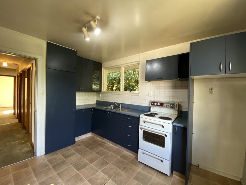 1/19 Dinton Street, Russley, Christchurch - Carousel 2