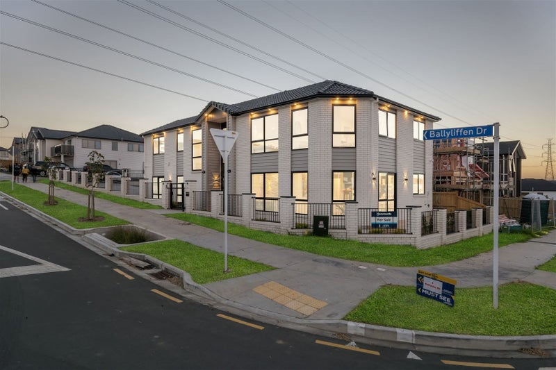 20 Dungloe Avenue, Flat Bush, Auckland - Carousel 1