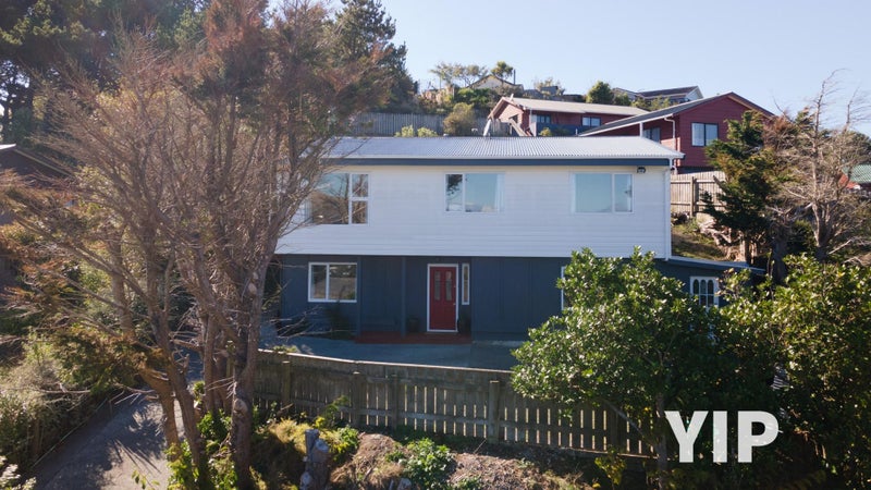 18 Mandeville Crescent, Grenada Village, Wellington - Carousel 1