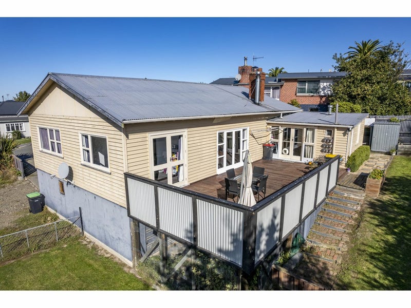 32 Regent Street, West End, Timaru - Carousel 2