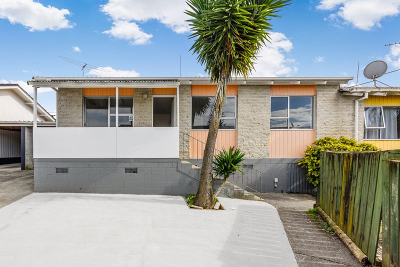 2/51 Rimu Street, New Lynn, Auckland - Carousel 1