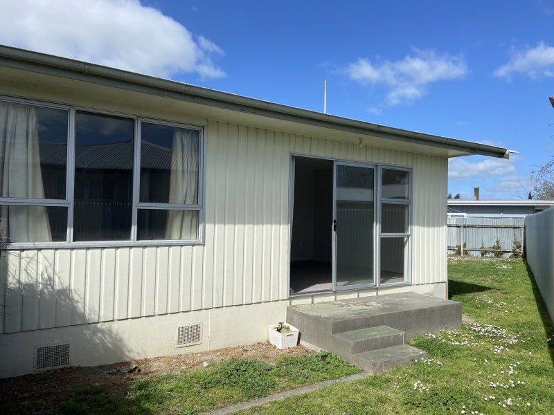 9A Birkenhead Crescent, Flaxmere, Hastings - Carousel 1