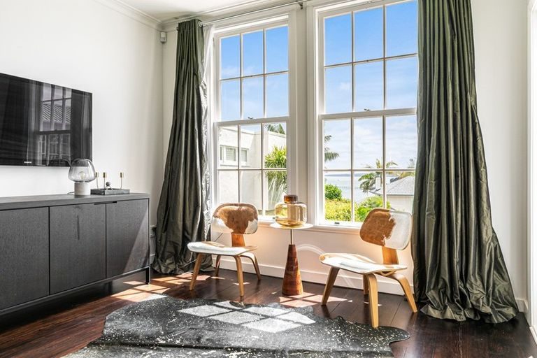 12 Paritai Drive, Orakei, Auckland - Carousel 2