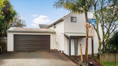 13/485 Don Buck Road, Massey, Auckland - Carousel 1