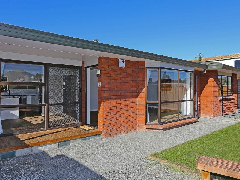 77 Avondale Road, Taradale, Napier - Carousel 1