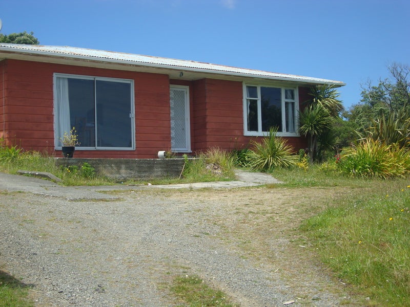 128 Warspite Avenue, Waitangirua, Porirua - Carousel 1