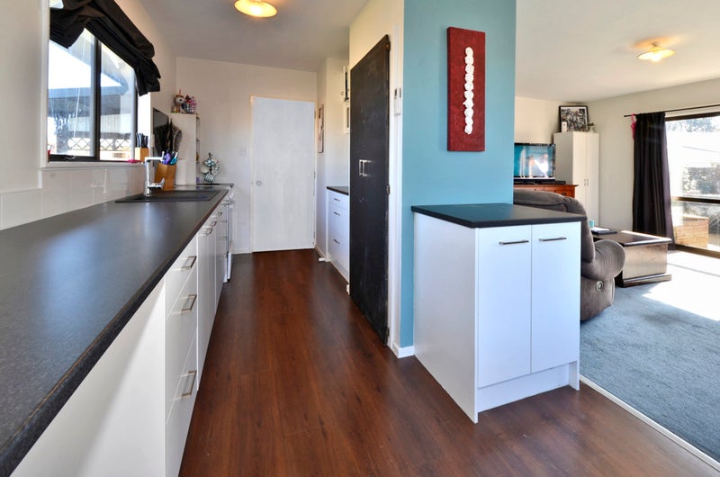 1 Heidi Place, Broomfield, Christchurch - Carousel 2