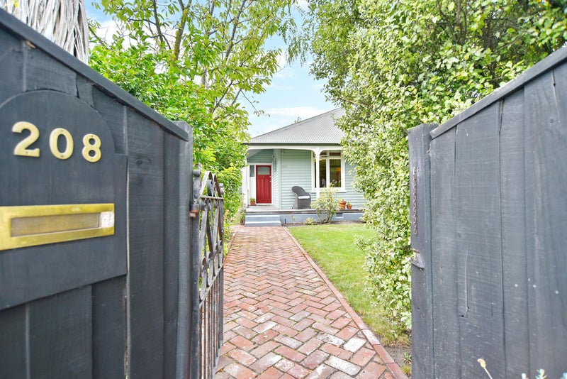 208 Westminster Street, Mairehau, Christchurch - Carousel 1