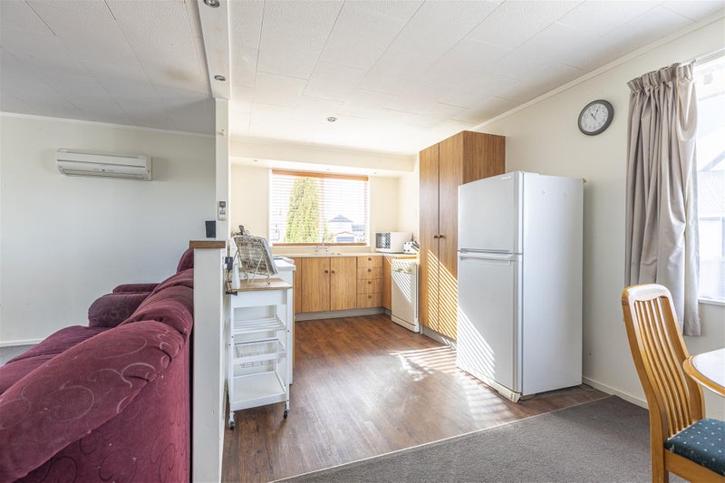 16 Perrin Place, Kelvin Grove, Palmerston North - Carousel 2