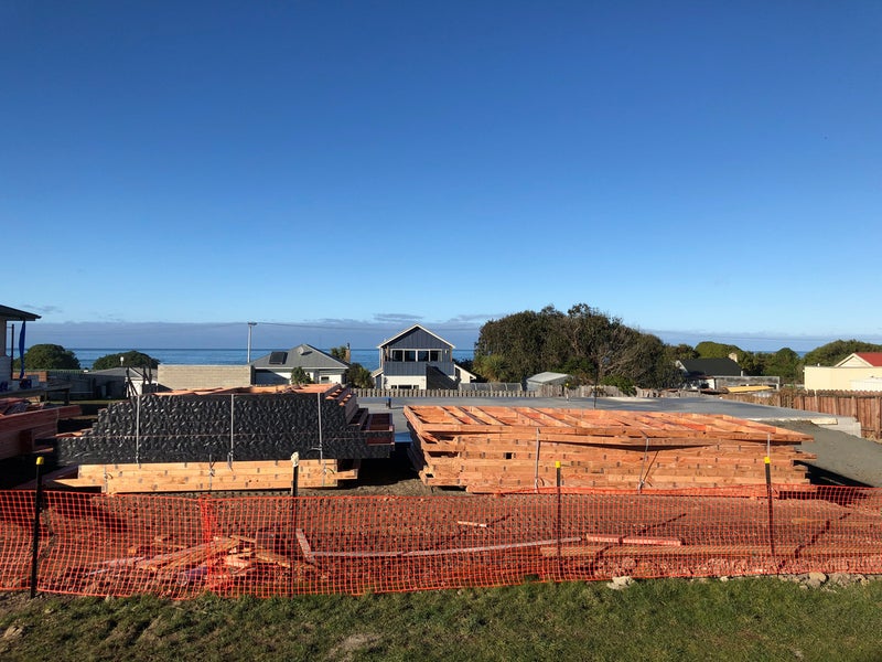 6 Cole Street, Brighton, Dunedin - Carousel 2