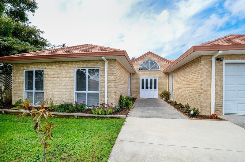 40 Merlot Heights, Huapai, Kumeū - Carousel 1