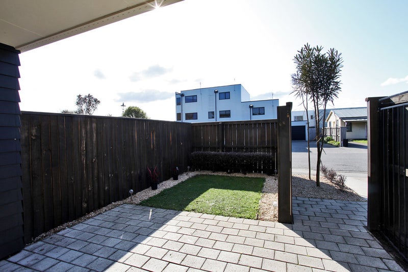 4 Walpole Street, Waltham, Christchurch - Carousel 12