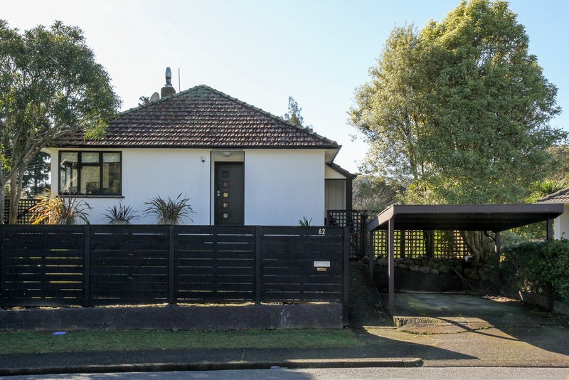 62 Parsons Street, Frankleigh Park, New Plymouth - Carousel 1