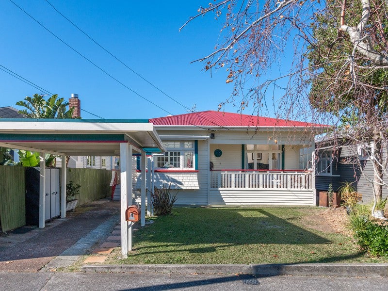 4 Westmere Crescent, Westmere, Auckland - Carousel 1