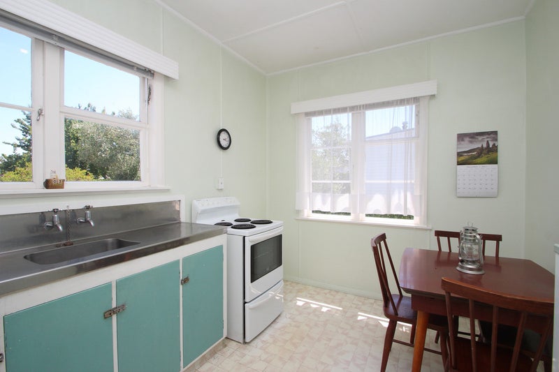 13 Rutherford Road, Marewa, Napier - Carousel 2