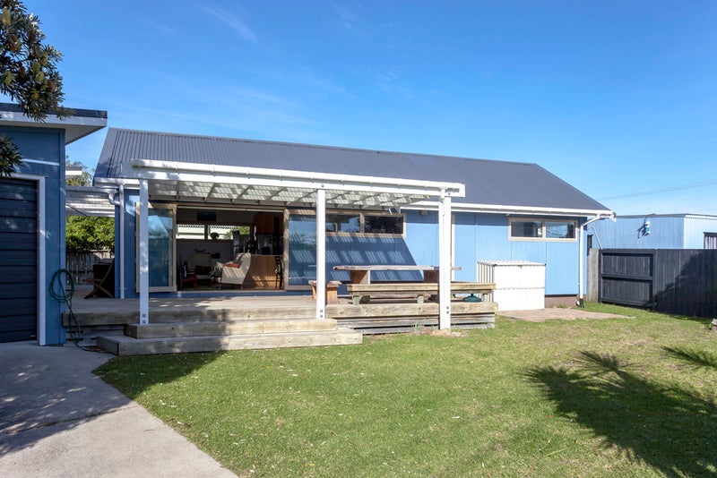 300 Papanui Road, Whangamatā - Carousel 1