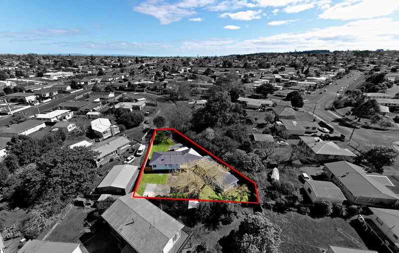 12 Barnard Place, Manurewa East, Auckland - Carousel 2