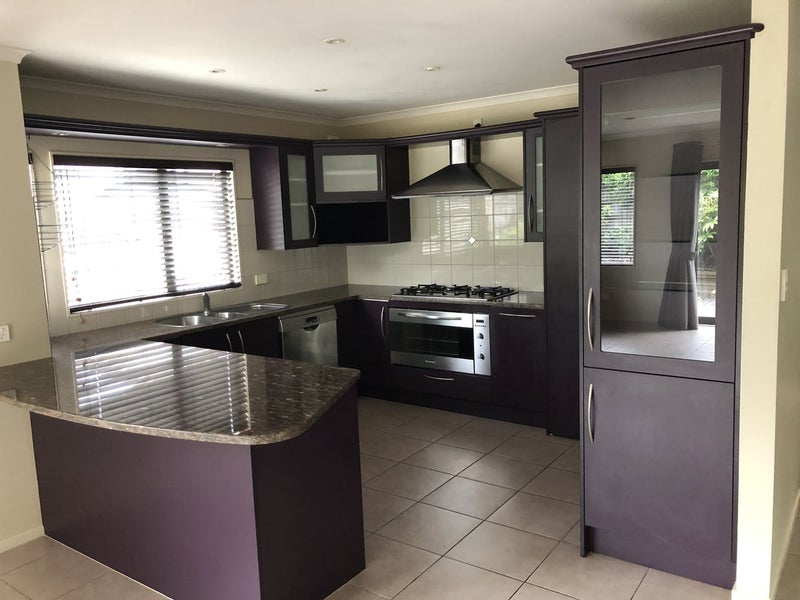 189 Gills Road, Half Moon Bay, Auckland - Carousel 2