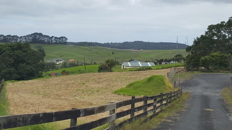 1837 East Coast Road, Stillwater, Silverdale - Carousel 2