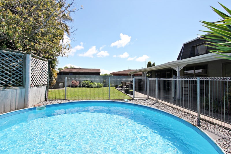 48 Townshend Crescent, Greenmeadows, Napier - Carousel 2
