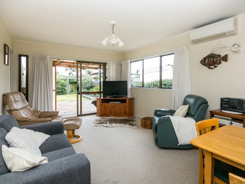 2/200 Karaitiana Street, Frimley, Hastings - Carousel 2