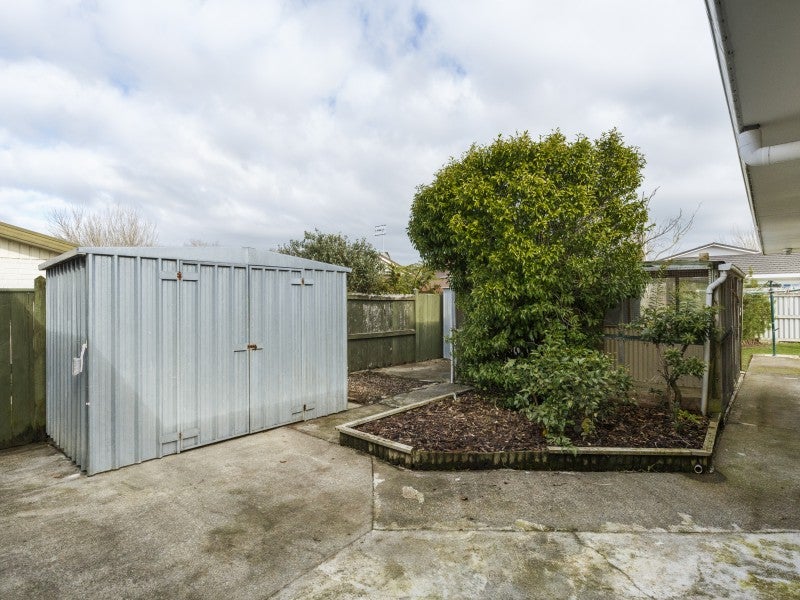 2 Sheraton Grove, Highbury, Palmerston North - Carousel 19