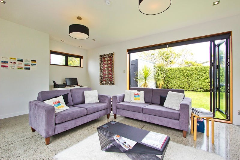 2 John Street, Petone, Lower Hutt - Carousel 2