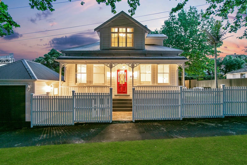 1 Alma Street, Northcote Point, Auckland - Carousel 1