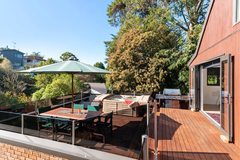 33A Cockle Bay Road, Cockle Bay, Auckland - Carousel 2