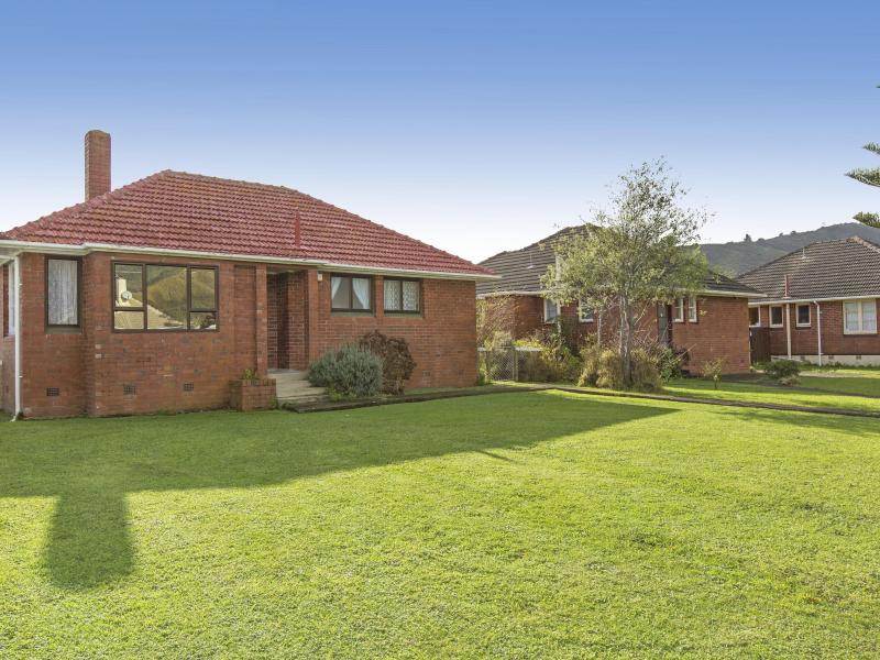 31 Hewer Crescent, Naenae, Lower Hutt - Carousel 1