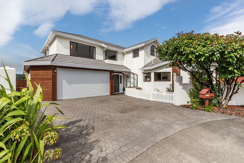 4 Ashfield Grove, Churton Park, Wellington - Carousel 25