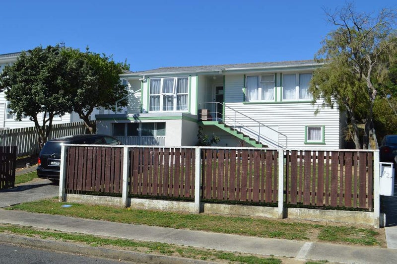 74 Kokiri Crescent, Waitangirua, Porirua - Carousel 2