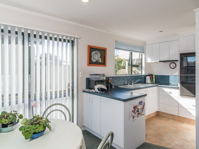 7 Nathan Avenue, Paraparaumu Beach, Paraparaumu - Carousel 20