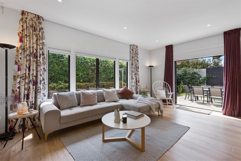 19A Grove Road, Sandringham, Auckland - Carousel 2