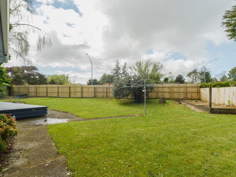 17 Exeter Street, Glenview, Hamilton - Carousel 15
