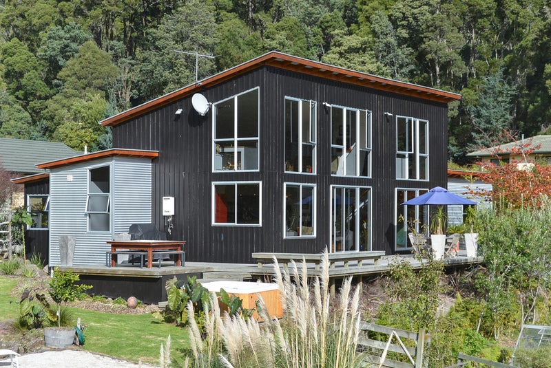 4 Forest Place, Lynmore, Rotorua - Carousel 26