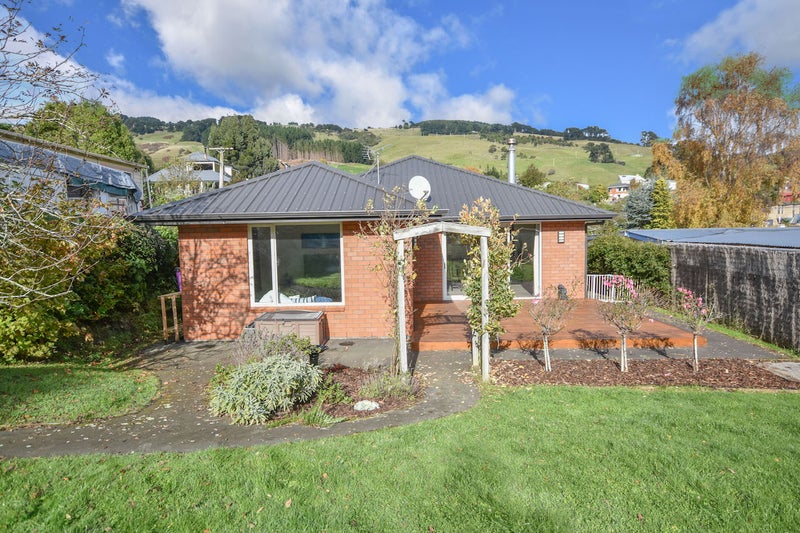 13 Roger Street, Macandrew Bay, Dunedin - Carousel 2