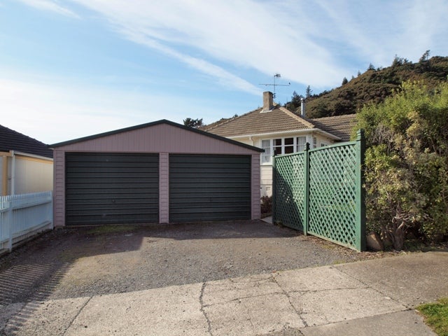 54 Judd Crescent, Naenae, Lower Hutt - Carousel 6
