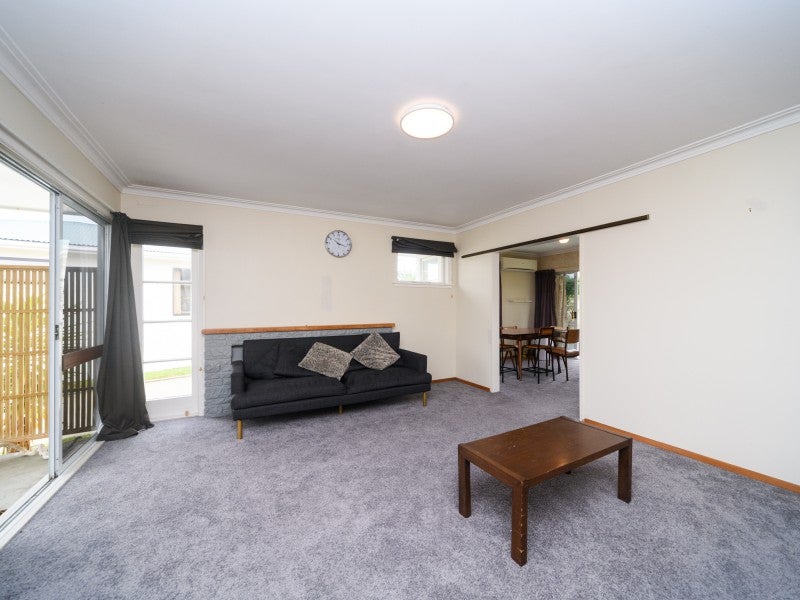 22 Epsom Road, Hokowhitu, Palmerston North - Carousel 2