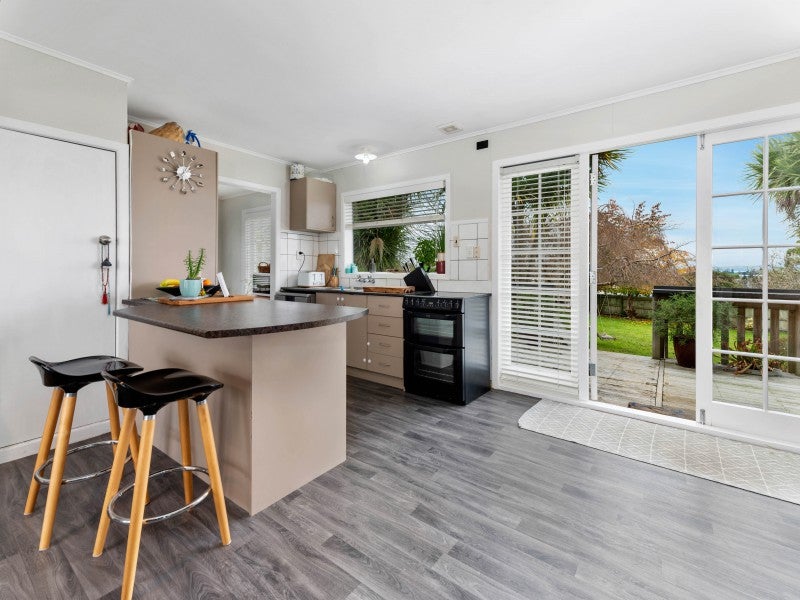 41 Island View Road, Western Heights, Rotorua - Carousel 2