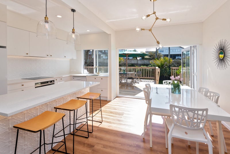 79 Uxbridge Road, Cockle Bay, Auckland - Carousel 1