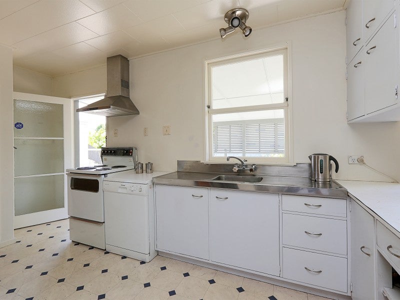 605 Kaka Street, Camberley, Hastings - Carousel 2