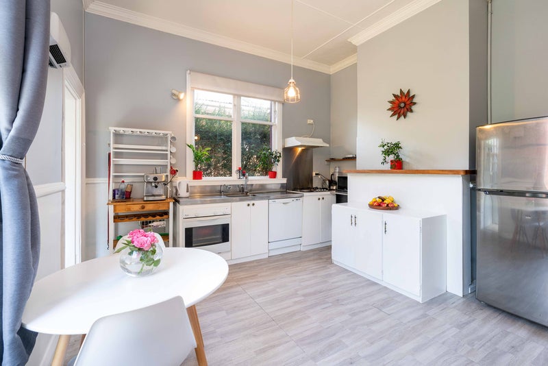 28 Selwyn Street, North East Valley, Dunedin - Carousel 2