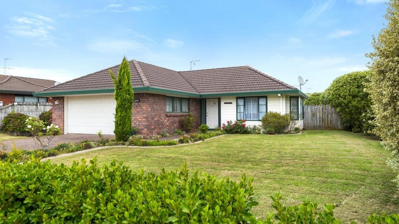 50 West Fairway, Golflands, Auckland - Carousel 1