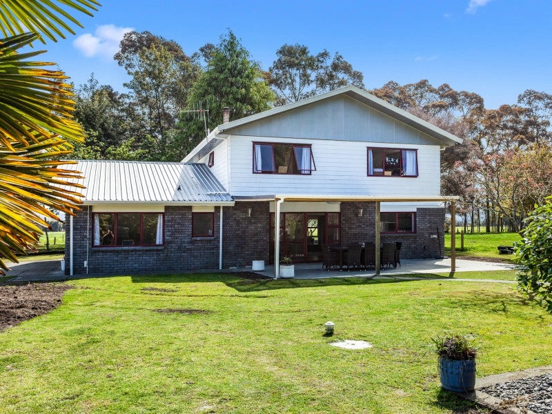 47 Park Road, Putauaki - Carousel 1