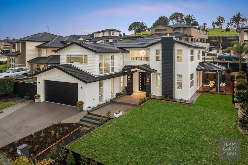 9 Henriette Place, The Gardens, Auckland - Carousel 1