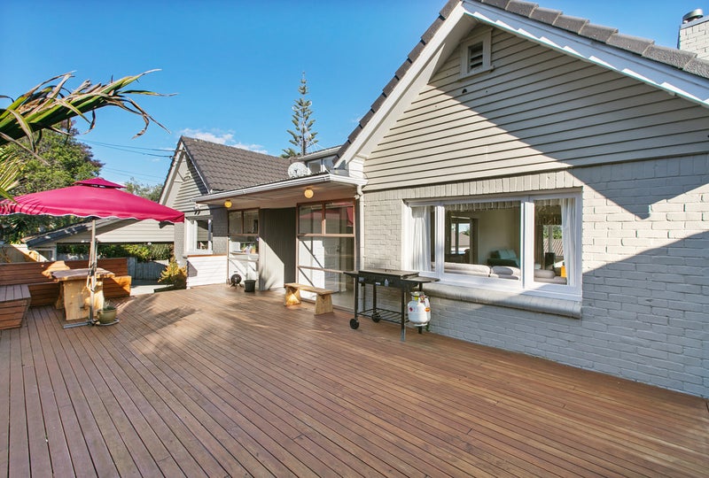 85 Carlton Street, Hillsborough, Auckland - Carousel 2