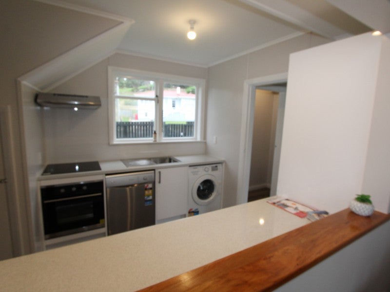 113 Bedford Street, Cannons Creek, Porirua - Carousel 2