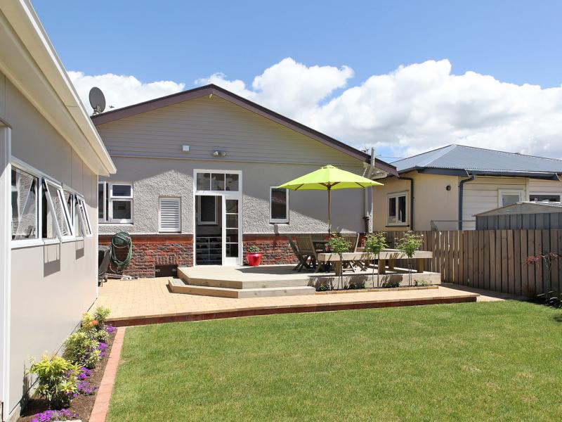 14 Collins Street, Petone, Lower Hutt - Carousel 20